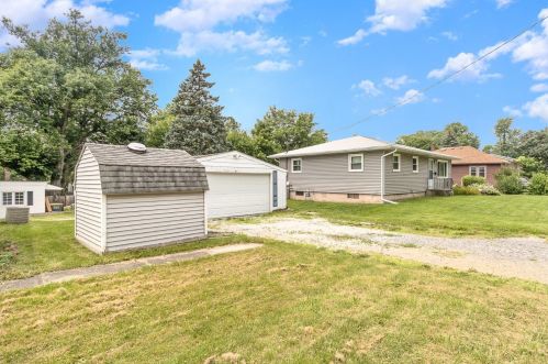 352 Park Ave, Valpo IN  46383-4645 exterior