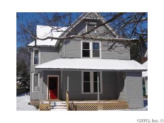 35 Main St, Earlville, NY 13332-3215