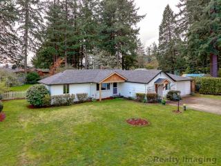 11414 Grant St, Portland, OR 97216-3627