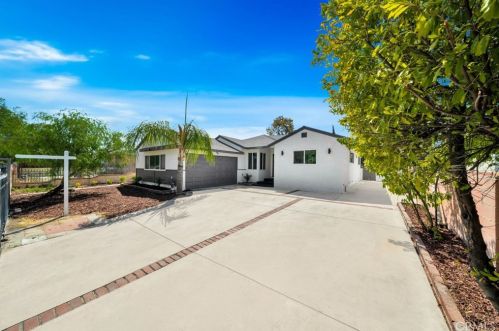 12544 Blythe St, North Hollywood, CA 91605-2221
