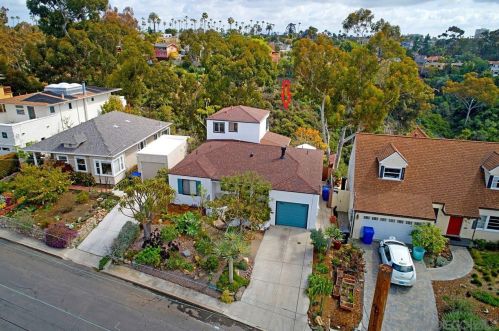 4515 Rhode Island St, San Diego, CA 92116-1055