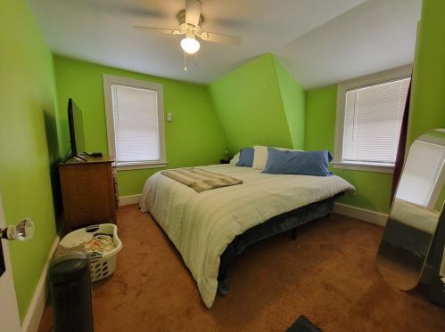 122 Warwick Ave, Providence RI  02905-3518 exterior