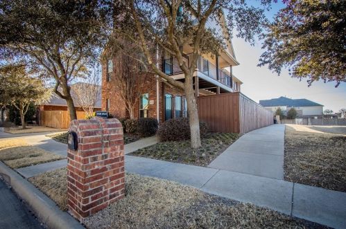 1903 Downing St, Allen, TX 75013-4689