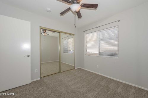 6620 Whispering Wind Dr, Glendale AZ  85310-3465 exterior