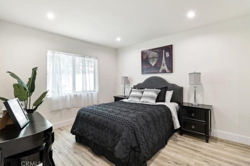 295 Poppyfields Dr, Altadena CA  91001-4837 exterior