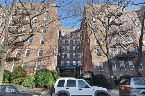 2102 Holland Ave, Bronx NY  10462-2300 exterior