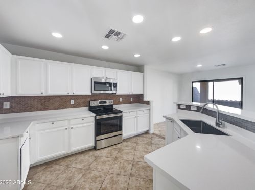 18530 Udall Dr, Sun City, AZ 85374-3912