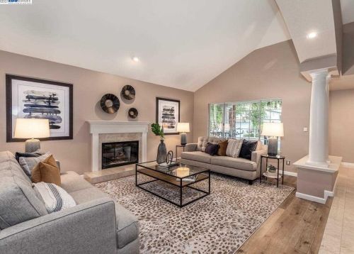 3360 Green Meadow Dr, Danville, CA 94506-1230
