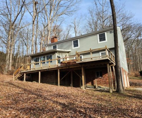 778 Laurel Dr, Ligonier PA  15658-8730 exterior