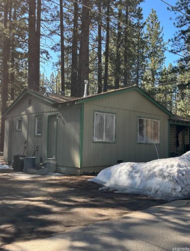 2720 Armstrong Ave, South Lake Tahoe CA  96150-3154 exterior