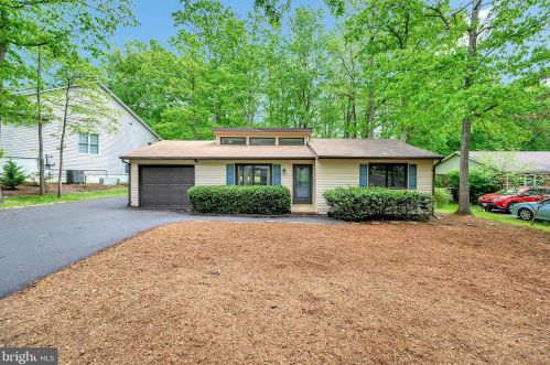 111 Green St, Locust Grove VA  22508-5444 exterior