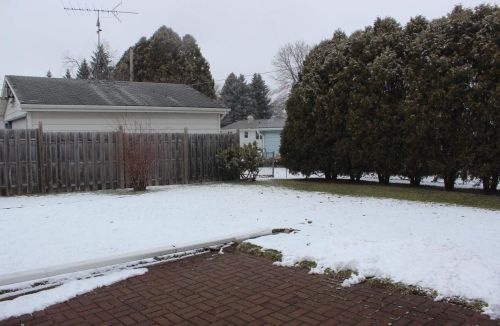 23 Pioneer Pkwy, Fond Du Lac WI  54935-3016 exterior