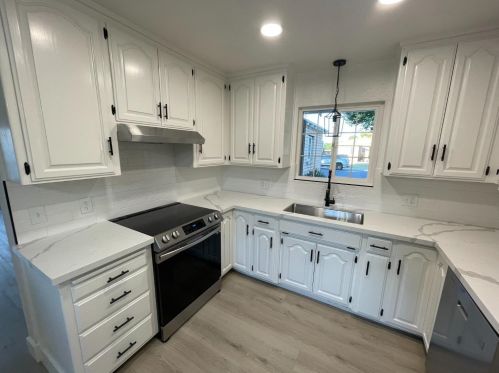 2202 Geneva Dr, Modesto CA  95350-2830 exterior