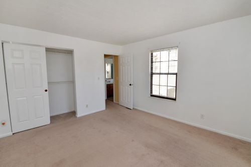 1566 Grn Edge Dr, Florence KY  41042-7099 exterior