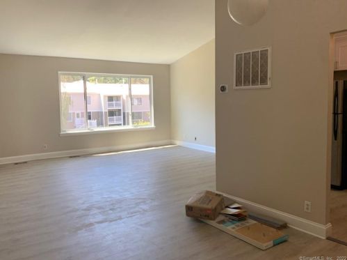 17 Olcott Way, Ridgefield, CT 06877-3925
