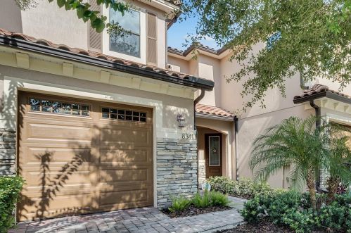 8341 Kelsall Dr, Orlando, FL 32832-6322