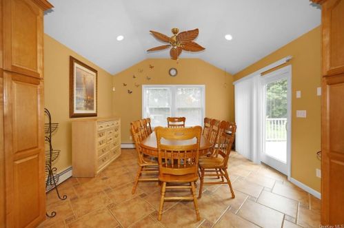 57 Wayne Ave, Airmont NY  10901-4617 exterior