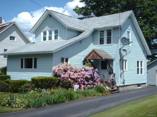 33 Franklin St, Cattaraugus, NY 14719-1105