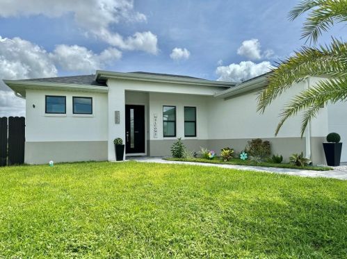 1337 14th Ave, Cape Coral, FL 33909-0015