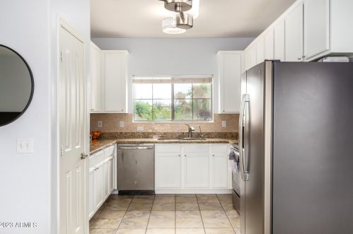 1248 Clifton Ave, Gilbert AZ  85295-5968 exterior