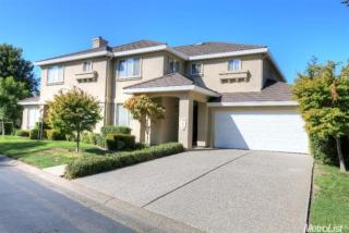 915 Beach Dr, Sacramento, CA 95831-4350