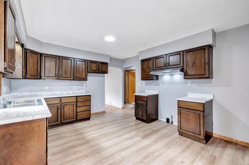 109 Oak Ave, Pulcifer, WI 54124-9302