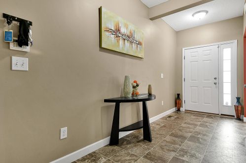 447 Stone Shadow Dr, Blacklick OH  43004-8305 exterior