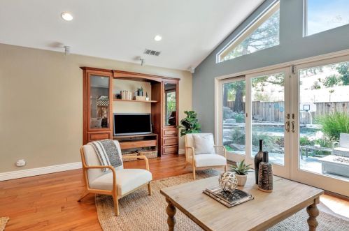 642 Colleen Dr, San Jose CA 95123-4509 exterior