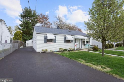 104 Walls Ave, Wilmington, DE 19805-1059