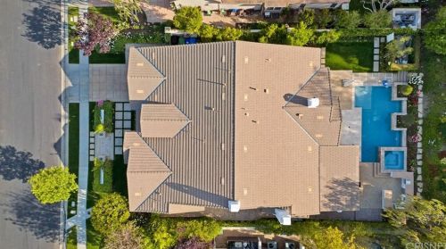 3825 Prado Del Trigo, Calabasas CA  91302-3638 exterior