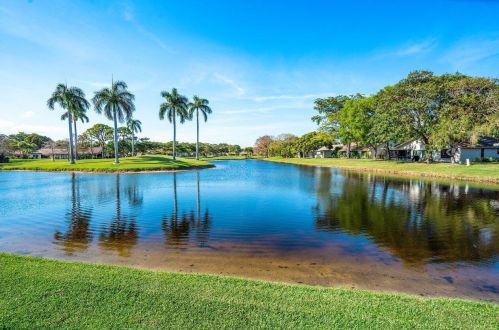5621 Willow Creek Ln, Delray Beach, FL 33484-6908