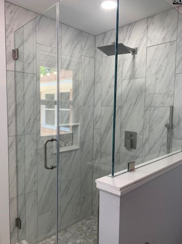 1712 Robin Crst Dr, Cayce-West Columbia SC  29169-5433 exterior