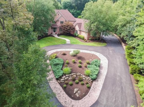 1774 Old State Rd, Gibsonia, PA 15044-6168