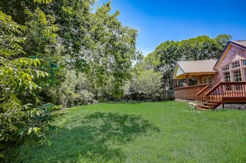 100 Parque Cir, Georgetown TX 78626-4537 exterior