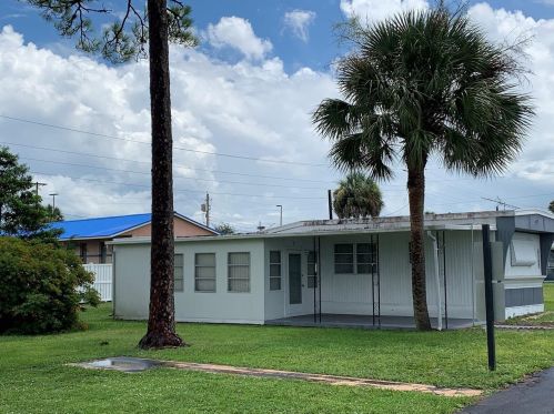 8160 Clara St, Sebring, FL 33870-0004