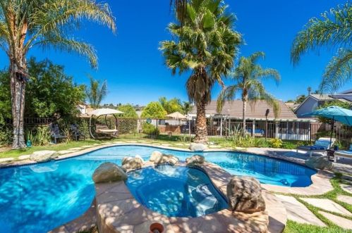 22446 Cypress Pl, Santa Clarita, CA 91390-4072