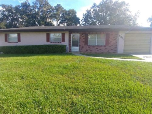 5800 119th Pl, Belleview, FL 34420-5297