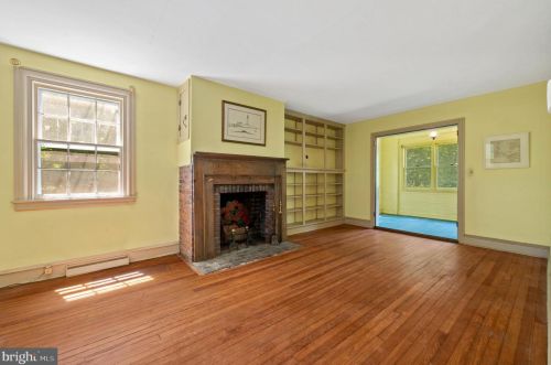 47 Selborne Dr, Wilmington, DE 19807-1215