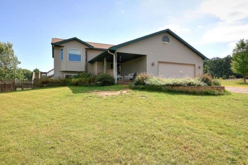 32821 Magnolia St, Spectacle Lake MN  55008-6986 exterior