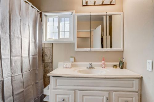 16195 Church St, Morgan Hill CA  95037-5412 exterior