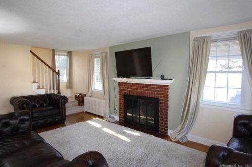 117 Forest St, Hartford CT  06118-2313 exterior