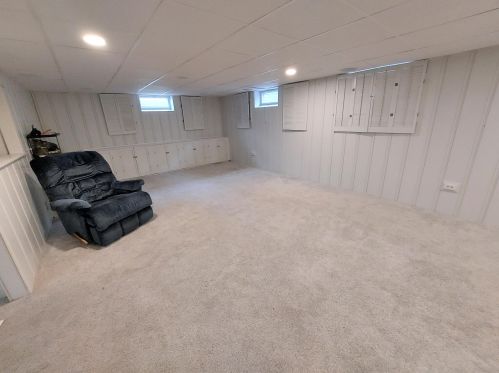 6027 Lake Dr, Cudahy WI  53110-3126 exterior