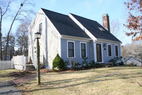 54 Chipman Rd, Sandwich, MA 02563-2273