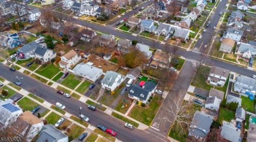 415 Sheridan Ave, Roselle, NJ 07203-1573
