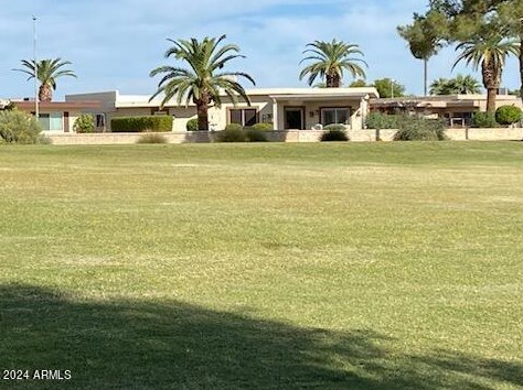 10745 Welk Dr, Sun City, AZ 85373-1840