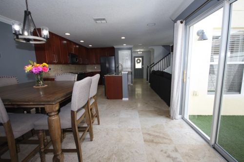 2517 Abey Blanco Dr, Orlando FL  32828-9302 exterior