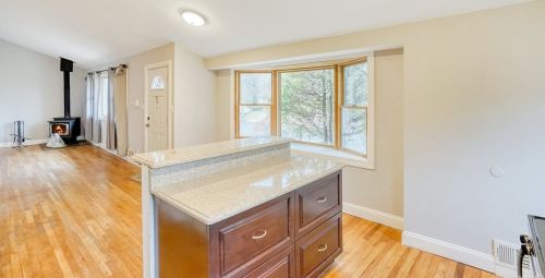 48 Thorney Ave, Huntington Station NY  11746-3253 exterior