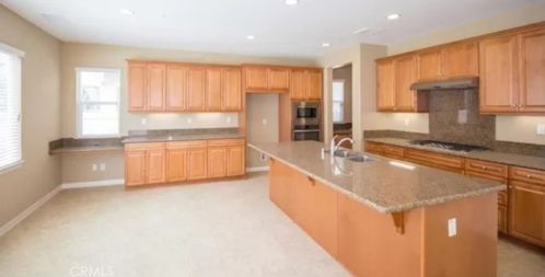 6755 Edinboro St, Chino CA  91710-1309 exterior