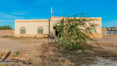 12007 207th Dr, Buckeye, AZ 85326-1913