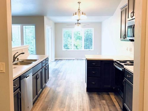 127 Stone Castle Dr, Fond Du Lac WI  54935 exterior